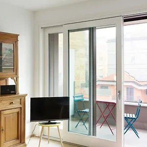 Joivy Stylish 1-bedroom Flat Milano